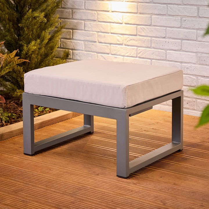 Alfresia Garden Stool and Coffee Table