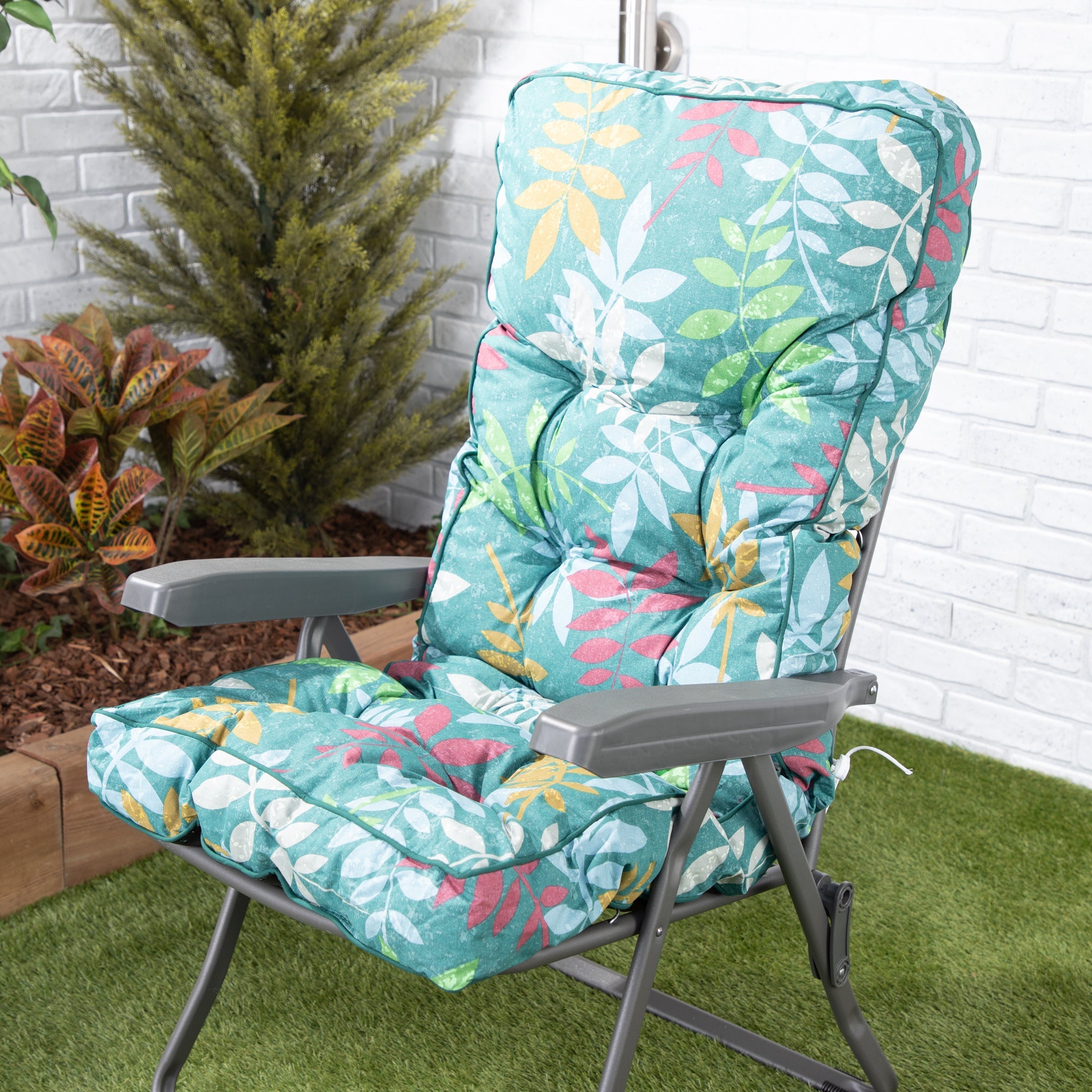 alfresia recliner chair